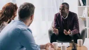 چرا زوج درمانی برای سلامت شما خوب است؟ 1 چرا زوج درمانی برای سلامت شما خوب است؟