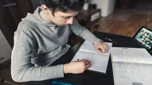 درباره روش مطالعه PQRST چه می دانید؟ 4 نکات کلیدی در انتخاب روش مطالعه