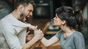 بهترین راهکارهای کنترل خشم و عصبانیت 2 عصبانیت و خشم چه آسیبی به فرد می زند؟