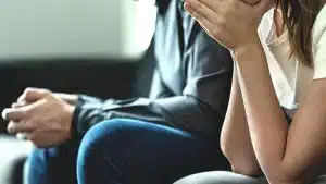 خیانت زناشویی و علت های آن را بهتر بشناسید 2 انواع خیانت زناشویی