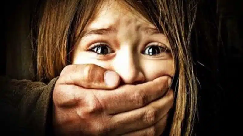 پدوفیل کیست؟ راههای تشخیص میل جنسی به کودکان و درمان آن 1 علل پدوفیلی در افزاد