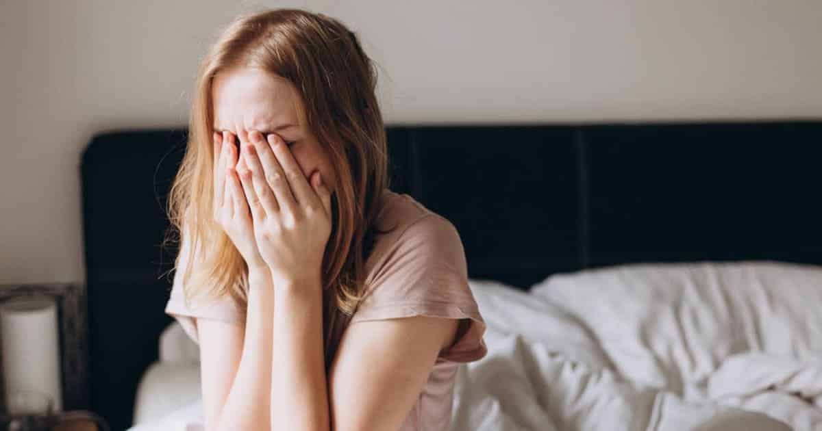 دلیل گریه‌های بی دلیل از نظر روانشناسی