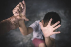 تاثیر خشونت خانگی بر کودکان چیست؟