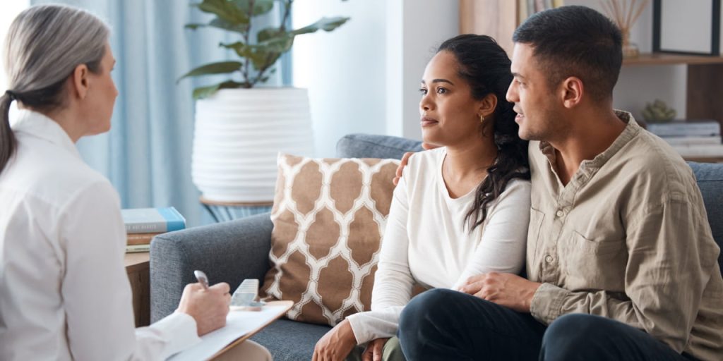 همه آنچه باید قبل از ازدواج در نظر بگیرید- بخش ۲ 4 نکاتی که قبل از ازدواج باید به آنها توجه کرد