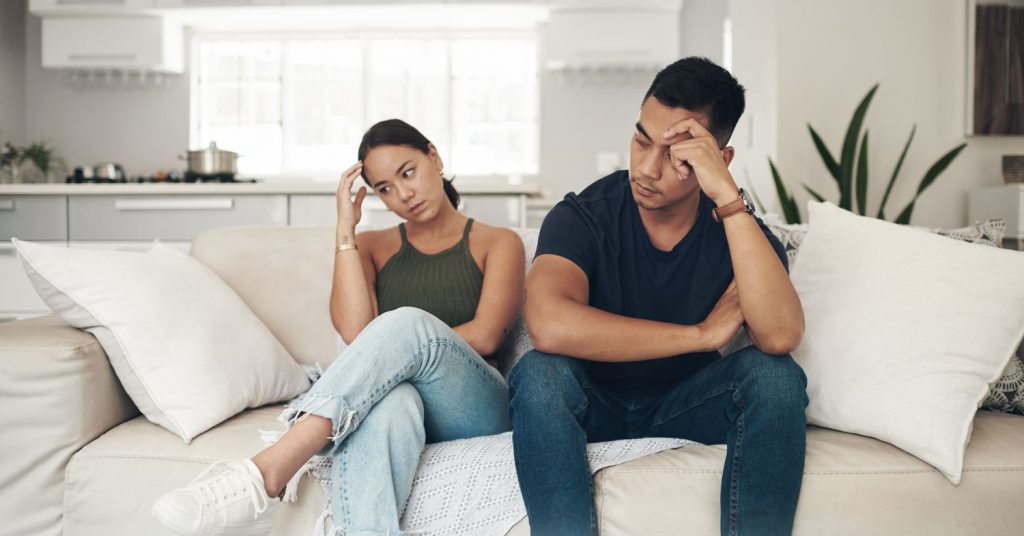 مشکلاتی که طولانی شدن دوران عقد به وجود می آورد 2 دوران عقد کوتاه یا طولانی؟