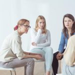 گروه درمانی و مزایای آن 1 فواید گروه درمانی